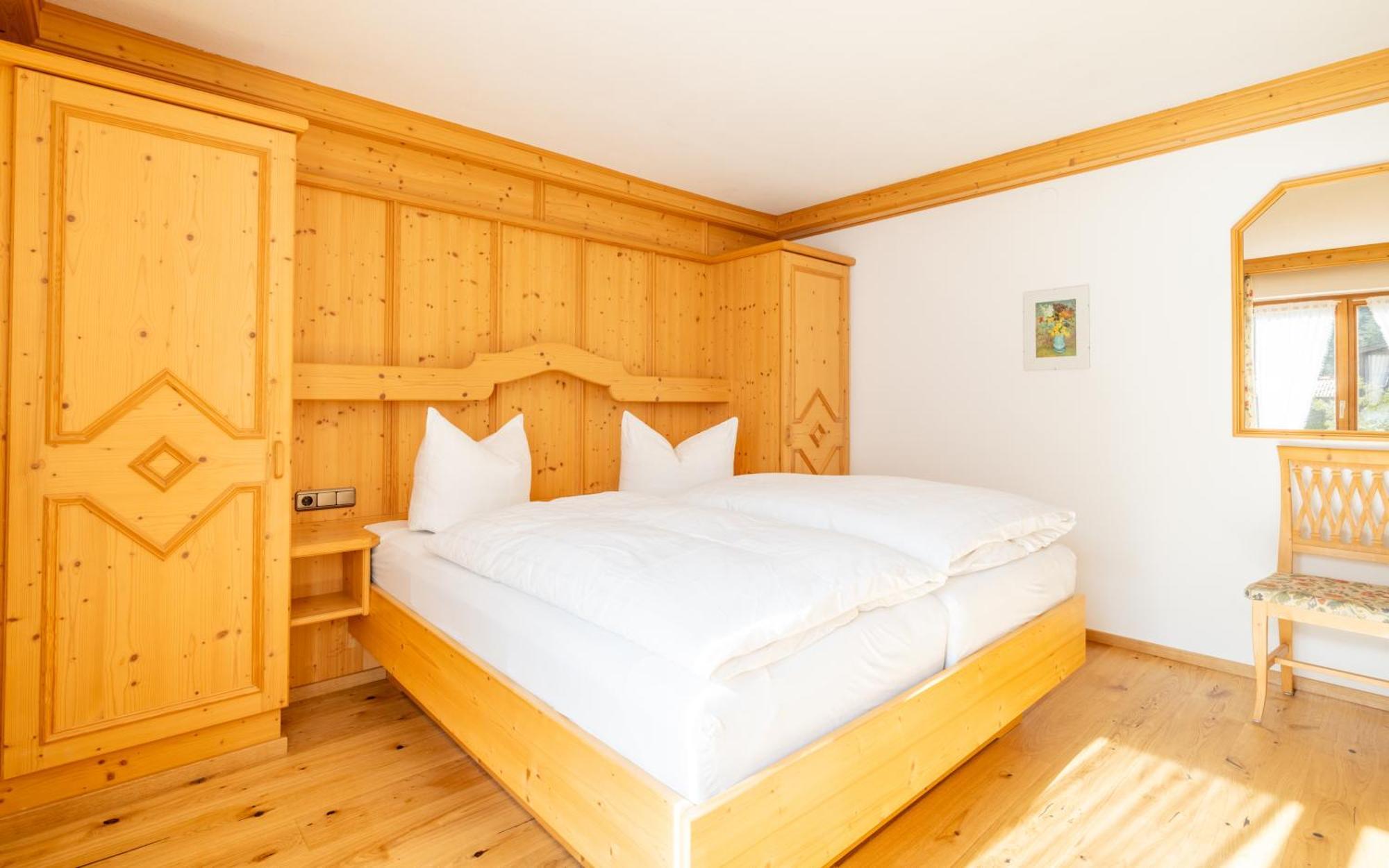 Gaestehaus Hagen ไรท์อิมวิงเคอ ภายนอก รูปภาพ